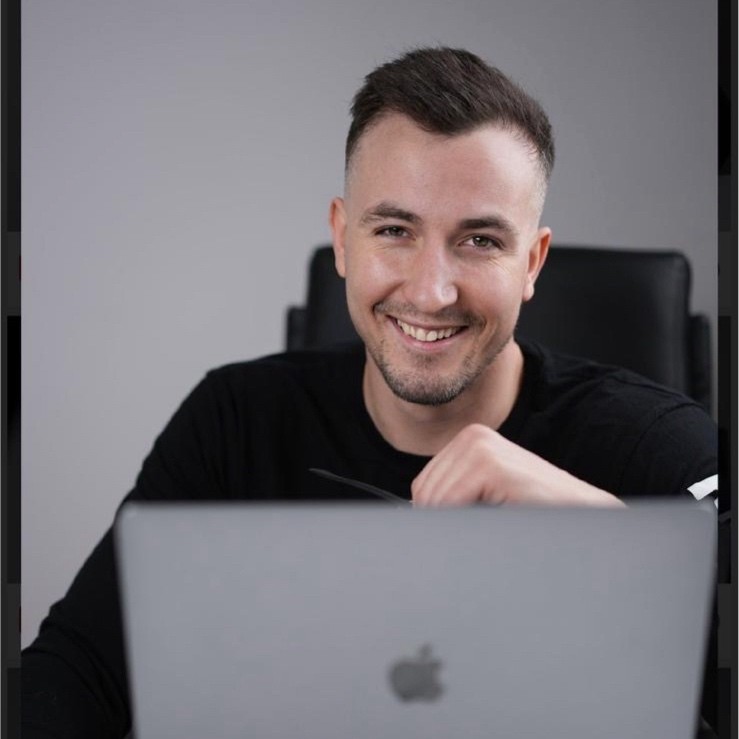 Kamil Ochałek — założyciel Elewacje z Klasą